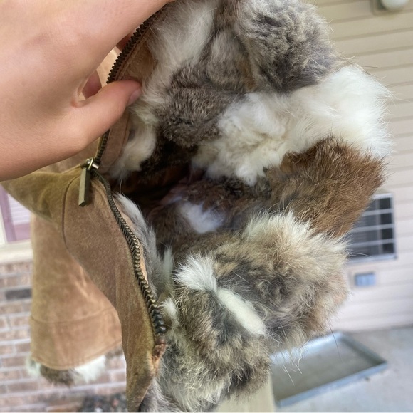 St. John’s Bay Vintage Rabbit Fur Trim Leather Jacket - Picture 7 of 11